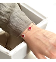 VAN CLEEF YONCA ŞANS BİLEKLİK  925 Ayar Gümüş Bileklik (Kırmızı)