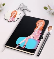BK Gift Kişiye Özel Kadın Karikatürlü Beyaz Defter Kalem Ve Anahtarlık Hediye Seti-32 (Model 2)