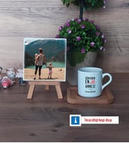 Anneler Günü Hediyesi Fotoğraflı Dekoratif Taş, Ahşap Altlıklı Türk Kahvesi Fincanı Hediye (Model 1)