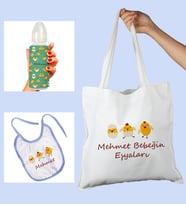 eJOYA Bebeklere Özel Çantasında Kişiye Özel Biberon Ve Önlük Bebek Hediye Seti 110029 (Mavi)