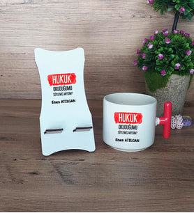  Hukuk Okuduğumu Söylemiş Miydim  Hediye Sepeti Kupa Bardak T Kulplu ve Ahşap Telefon Standı Hukuk Öğrencisine Hediye (Model 1)