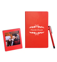 Kişiye Özel Deri Defter & Metal Tükenmez Kalem + Ahşap Çerçeve hediye (Kırmızı)