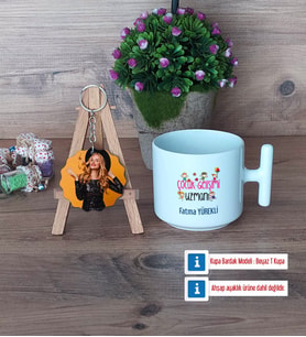 Çocuk Gelişimi Uzmanı Kupa Bardak Beyaz ve Fotoğraflı Ahşap Anahtarlık Hediye (Model 12)