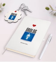 BK Gift Kişiye Özel Ürolog Siyah Defter Kalem Ve Anahtarlık Hediye Seti (Model 2)