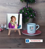 Yengeye Hediye Fotoğraflı Dekoratif Taş, Ahşap Altlıklı Türk Kahvesi Fincanı Hediye (Model 6)