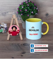Odyolog Kupa Bardak Beyaz ve Fotoğraflı Ahşap Anahtarlık Hediye (Model 7)
