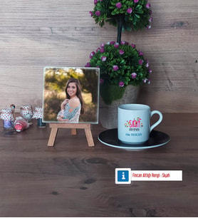 Kadın Sınıf Öğretmenine Hediye Fotoğraflı Dekoratif Taş, Ahşap Altlıklı Türk Kahvesi Fincanı Hediye Öğretmenler Günü Hediyesi (Model 7)