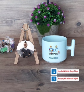 Rehber Öğretmen Kupa Bardak Beyaz ve Fotoğraflı Ahşap Anahtarlık Hediye Öğretmenler Günü Hediyesi (Model 12)