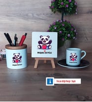 Sevimli Panda Hediye Seti Dekoratif Taş, Kalemlik, Ahşap Altlıklı Türk Kahvesi Fincanı Hediye (Model 7)