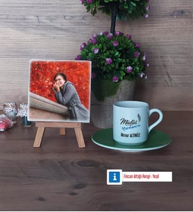 Müdür Yardımcısı Fotoğraflı Dekoratif Taş, Ahşap Altlıklı Türk Kahvesi Fincanı Hediye Öğretmenler Günü Hediyesi (Model 9)