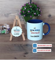 Sosyal Bilgiler Öğretmeni Kupa Bardak Kırmızı ve Ahşap Anahtarlık Hediye Öğretmenler Günü Hediyesi (Model 2)