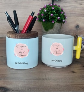 Dünyanın En Güzel Annesi Hediye Sepeti Kupa Bardak T Kulplu, Kalemlik Hediyeleri Anneye Doğum Günü Anneler Günü Hediyesi (Model 5)