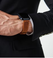 vagave Apple Watch İsme Özel Deri Kordon 2 3 4 5 6 7 42-44-45 mm 9 Renk (Hardal)
