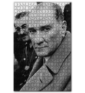 Cakapuzzle Atatürk Yakın Plan Fotoğraf Puzzle Yapboz MDF (Ahşap) (500 Parça)