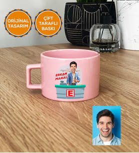 Kişiye Özel Karikatürlü Eczacı Hediye Pastel Fincan Erkek Ezacıya Tıp Bayramı Hediyesi (Pembe)