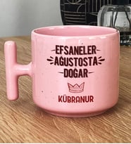 Kişiye Özel Efsaneler Ağustosta Doğar Hediye Pastel T Kupa Doğum Günü Hediyesi (Pembe)