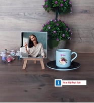 İsme Özel Doğum Günü Hediyesi Fotoğraflı Dekoratif Taş, Ahşap Altlıklı Türk Kahvesi Fincanı Hediye (Model 7)