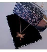 tamamı 925 ayar gümüş telkari kanatlı zirkon taşlı yusufçuk kolye (Rose)