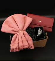 Pembe Şal& Kadın Cüzdanı& Gümüş Renk Yaprak Broş Hediye Seti (Model 1)
