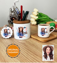 Kişiye Özel Karikatürlü Diş Hekimi Hediye Seti Türk Kahvesi Fincanı, Kalemlik, Anahtarlık Diş Hekimleri Günü Hediyesi Kadın Diş Hekimine Hediye (Ahşap)