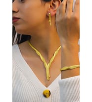 Dorika Model El işi Gerdanlıklı 925 Ayar Gümüş Set Takımı (Gold)