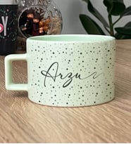 Kişiye Özel Yıldız Desenli İsimli Hediye Pastel Fincan Doğum Günü Hediyesi (Yeşil)