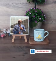 Antrenör Fotoğraflı Dekoratif Taş, Ahşap Altlıklı Türk Kahvesi Fincanı Hediye (Model 1)