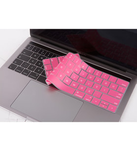 MacBook Pro TouchBar Klavye Koruyucu A1706 1989 A2159 1707 1990 İngilizce Türkçe (Açık Pembe)
