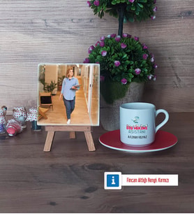 Diş Hekimi Asistanı Fotoğraflı Dekoratif Taş, Ahşap Altlıklı Türk Kahvesi Fincanı Hediye Diş Hekimi Asistanına Hediye (Model 3)