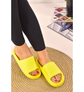 Eva Yeezy Model Terlik (Sarı)