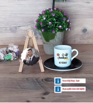 Bankacı Türk Kahvesi Fincanı Ahşap Altlıklı ve Fotoğraflı Ahşap Anahtarlık Hediye (Model 7)