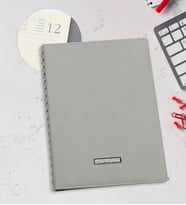 Kişiye Özel Spiralli 2026 Yeni Yıl Tarihli Ajanda (Gri)