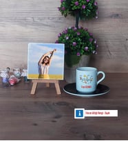 Pedagog Fotoğraflı Dekoratif Taş, Ahşap Altlıklı Türk Kahvesi Fincanı Hediye (Model 7)