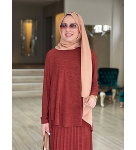 ELENAY ÖNÜ KISA ARKASI UZUN BLUZ (Kiremit)
