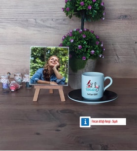Patoloji Teknikeri Fotoğraflı Dekoratif Taş, Ahşap Altlıklı Türk Kahvesi Fincanı Hediye Tıp Bayramı Hediyesi (Model 7)