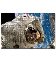 Cakapuzzle Nasa Astronotu Dünya Manzarası  Puzzle Yapboz MDF (Ahşap) (500 Parça)