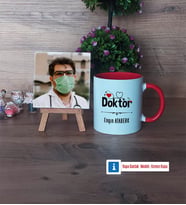 Doktor Fotoğraflı Dekoratif Taş, Kupa Bardak Beyaz Hediye Tıp Bayramı Hediyesi Doktora Hediye (Model 2)