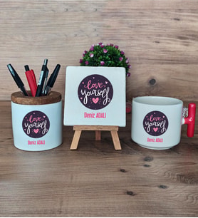 Love Your Self Hediye Sepeti Kupa Bardak T Kulplu, Kalemlik ve Dekoratif Taş Arkadaşa Hediye, Anneye Hediye (Model 1)