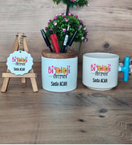 Biyoloji Öğretmeni Hediye Sepeti Kupa Bardak T Kulplu, Kalemlik ve Anahtarlık Öğretmenler Günü Hediyesi Biyoloji Öğretmenine Hediye (Model 3)