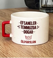 Kişiye Özel Efsaneler Temmuzda Doğar Hediye Lüks Fincan Doğum Günü Hediyesi (Kırmızı)