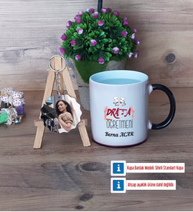 Drama Öğretmeni Kupa Bardak Beyaz ve Fotoğraflı Ahşap Anahtarlık Hediye Öğretmenler Günü Hediyesi (Model 9)