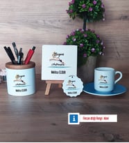 Kadın Yüzme Antrenörü Hediye Seti Dekoratif Taş, Kalemlik, Ahşap Altlıklı Türk Kahvesi Fincanı, Ahşap Anahtarlık Hediye (Model 5)