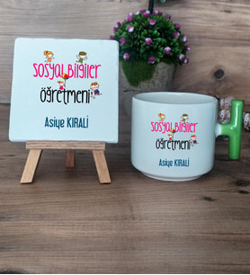 Sosyal Bilgiler Öğretmeni Hediye Seti Kupa Bardak T Kulplu ve Dekoratif Taş Öğretmenler Günü Hediyesi (Model 8)