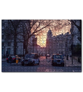 Cakapuzzle Londrada Günbatımında Binalar ve Taksiler  Puzzle Yapboz MDF (Ahşap) (255 Parça)