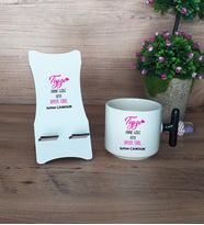Teyze Anne Gibi Ama Daha Cool Hediye Sepeti Kupa Bardak T Kulplu ve Ahşap Telefon Standı Teyzeye Hediye Anneler Günü Hediyesi (Model 6)