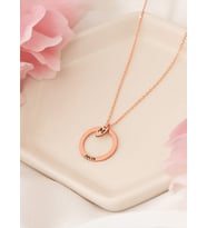 ÇEMBER HARFLİ İSİM KOLYE (Rose)
