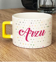 Kişiye Özel İsim Baskılı Hediye Lüks Fincan Doğum Günü Hediyesi (Sarı)