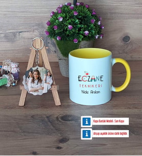 Eczane Teknikeri Kupa Bardak Beyaz ve Fotoğraflı Ahşap Anahtarlık Hediye (Model 7)