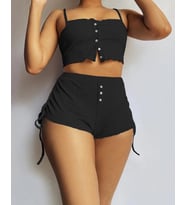 Kadın Ip Askılı Crop Bluz Ve Yanlardan Büzgülü Ikili Kaşkorse Short Takım (Siyah)