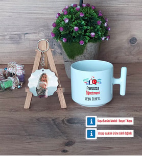 Fransızca Öğretmeni Kupa Bardak Beyaz ve Fotoğraflı Ahşap Anahtarlık Hediye Öğretmenler Günü Hediyesi (Model 12)